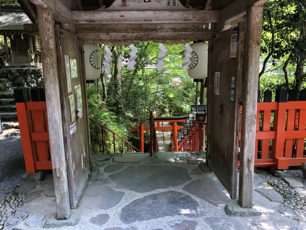 貴船神社｜恋愛と水の神をまつる、絵馬誕生の地の画像8