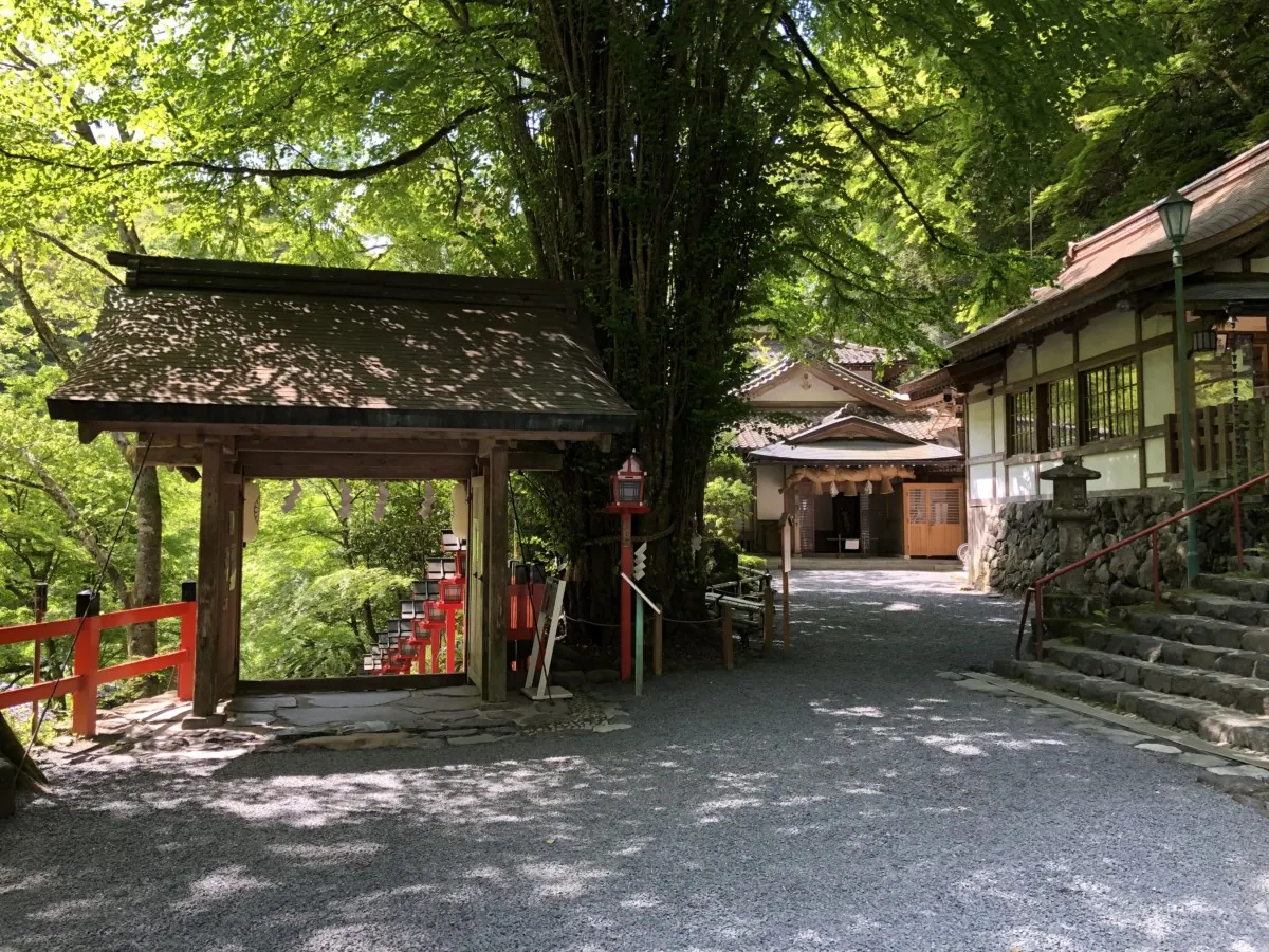 貴船神社｜恋愛と水の神をまつる、絵馬誕生の地の画像7