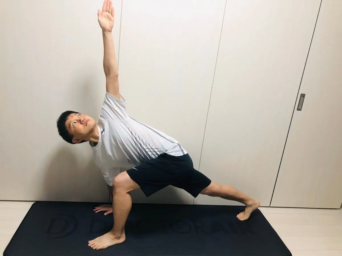 ワールド・グレイテスト・ストレッチ｜山下章雄トレーナーの体改善メソッド①の画像1