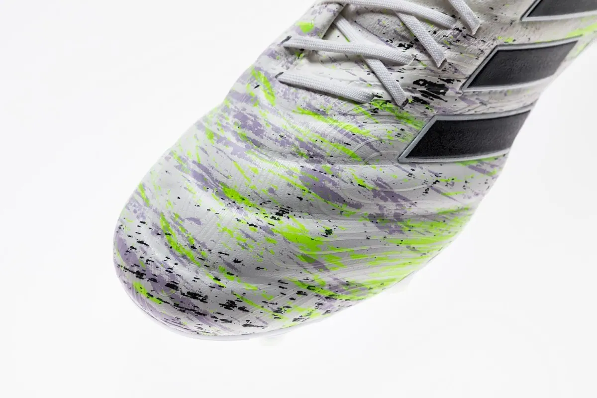 adidasCOPA鬼フィット&神タッチを実現するカンガルーレザータイプの画像2