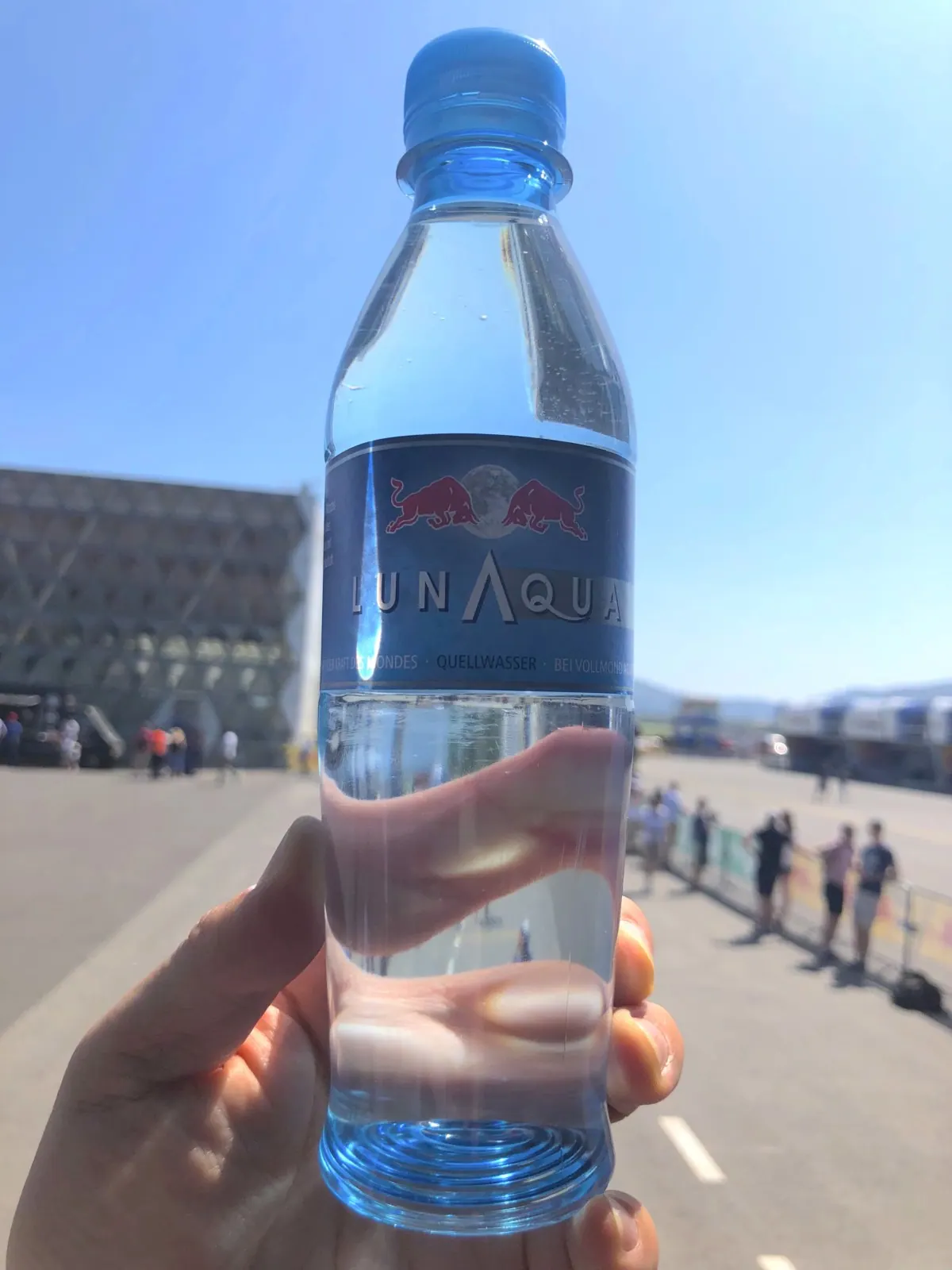 LUN AQUAレッドブルの神秘的な天然水に秘められたパワーとはの画像2