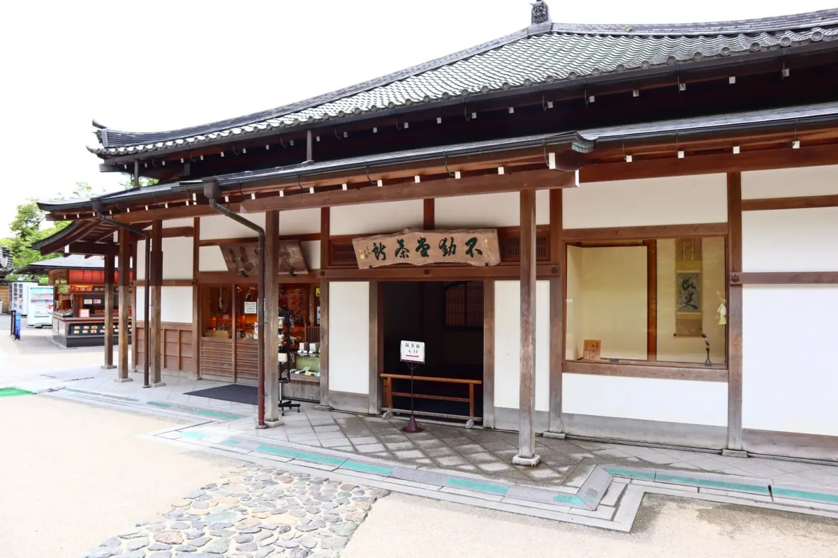 金閣寺｜正式名称は鹿苑寺。極楽浄土の世界を華やかに表現した世界遺産の画像8