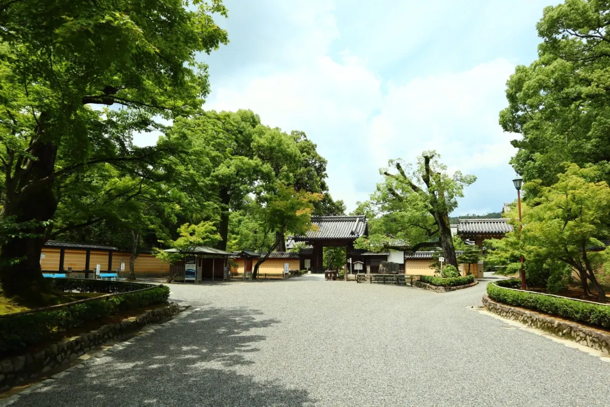 金閣寺｜正式名称は鹿苑寺。極楽浄土の世界を華やかに表現した世界遺産の画像13