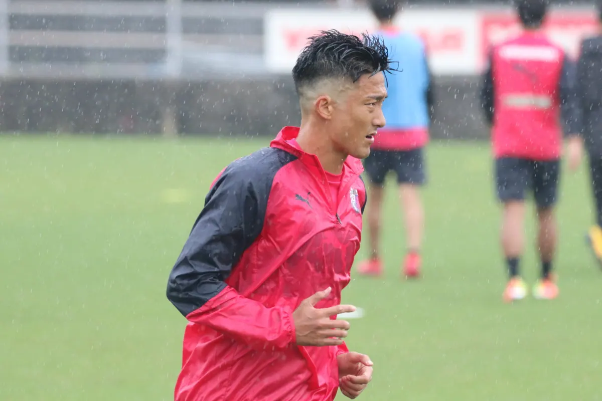 都倉賢が初の大阪ダービーに向けた心境を語る「僕自身がチームに恩返しを」