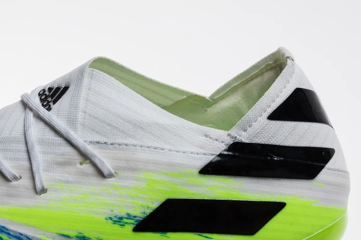 adidasNEMEZIZ鬼フィット&神アジリティで破壊的なプレーが可能にの画像4