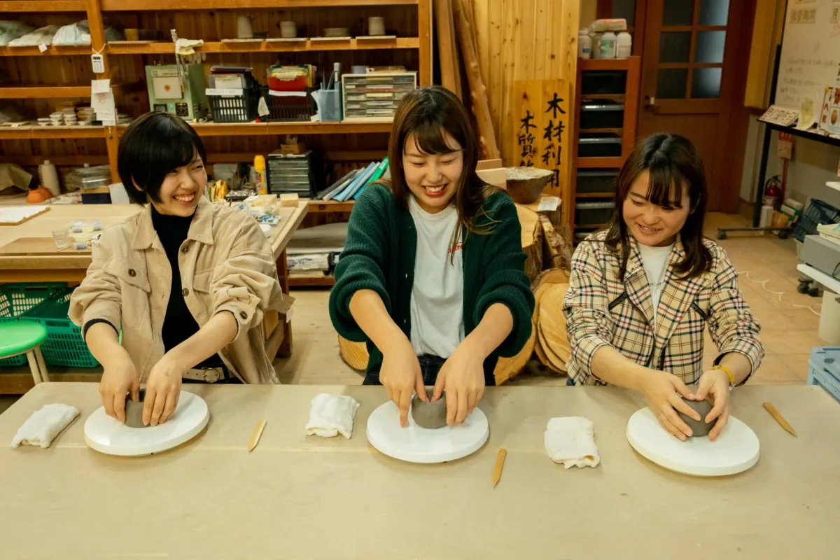 堺・緑のミュージアム ハーベストの丘に連房式登り窯で陶芸作品を焼成の画像7