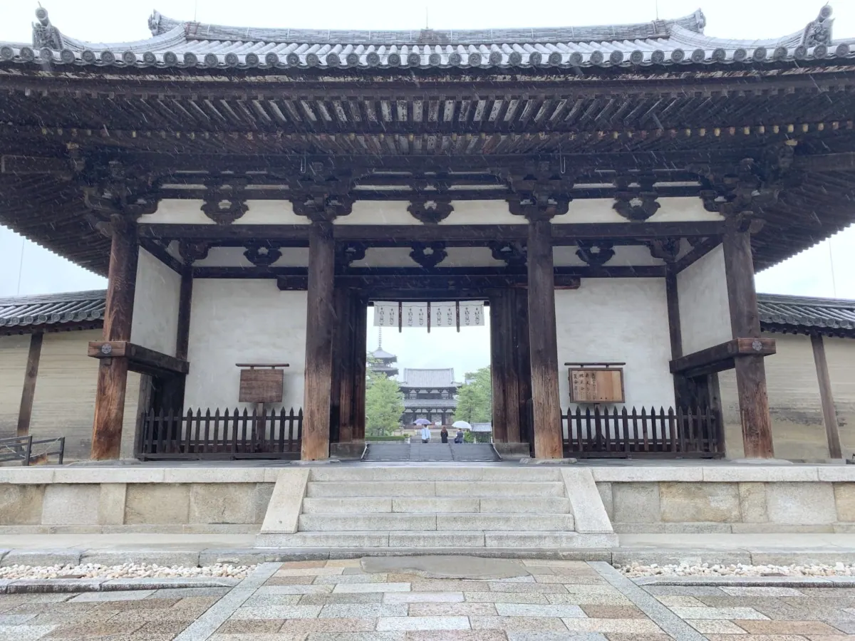 法隆寺｜聖徳太子が父の病気回復を願って建てた世界最古の木造建造物の画像16