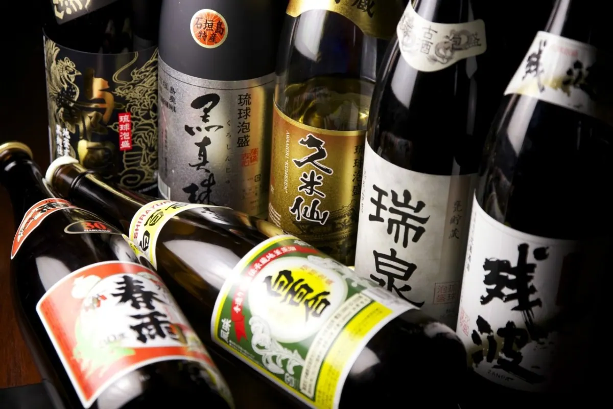 かきつばた｜大阪心斎橋で、日本全国から厳選したお酒を存分に味わえるバーの画像3