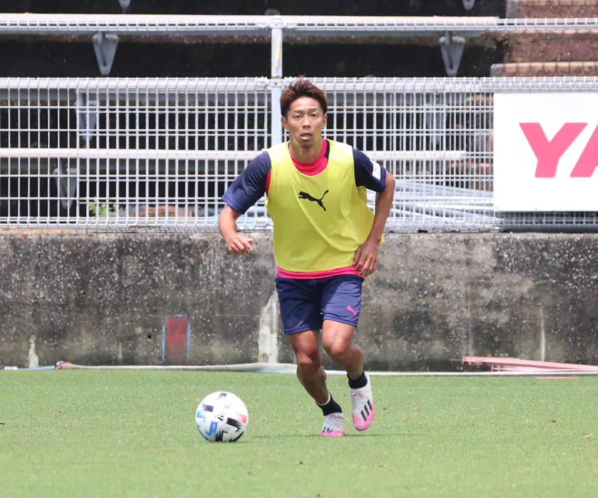 清武弘嗣が不気味に感じる大阪ダービー「異様な雰囲気。どうなるか分からない。」