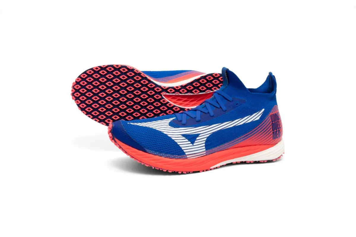 『WAVE DUEL NEO』新素材『MIZUNO ENERZY』搭載のランニングシューズ