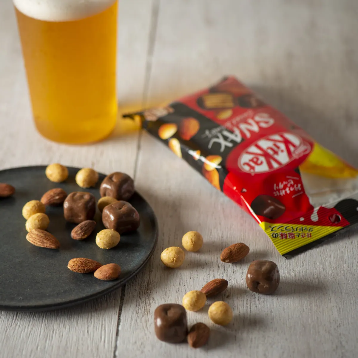 「キットカット スナックス」と「オリジナルクラフトビール」が新登場