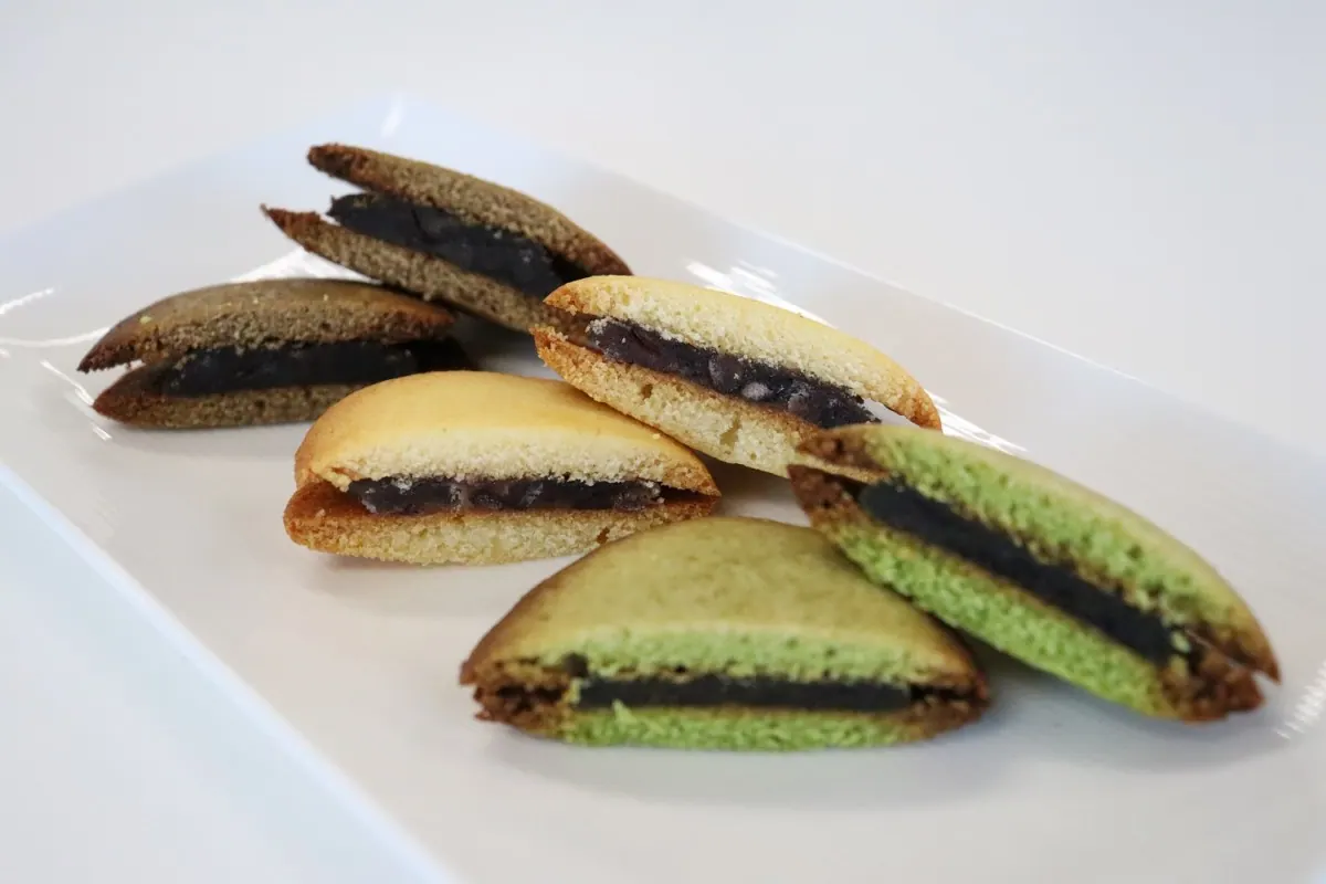 京都の「ラングどら」ラングドシャクッキー×どらやきの新感覚スイーツ