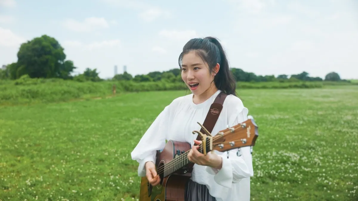 寺田もか松竹芸能初のシンガーソングライターの走れがCMソングにの画像3
