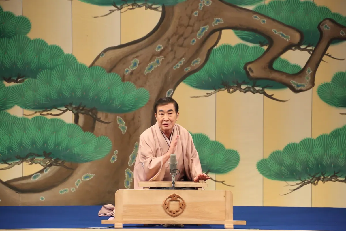 劇場 波乗亭 produced by 吉本興業落語・よしもとコメディを淡路島で上の画像2