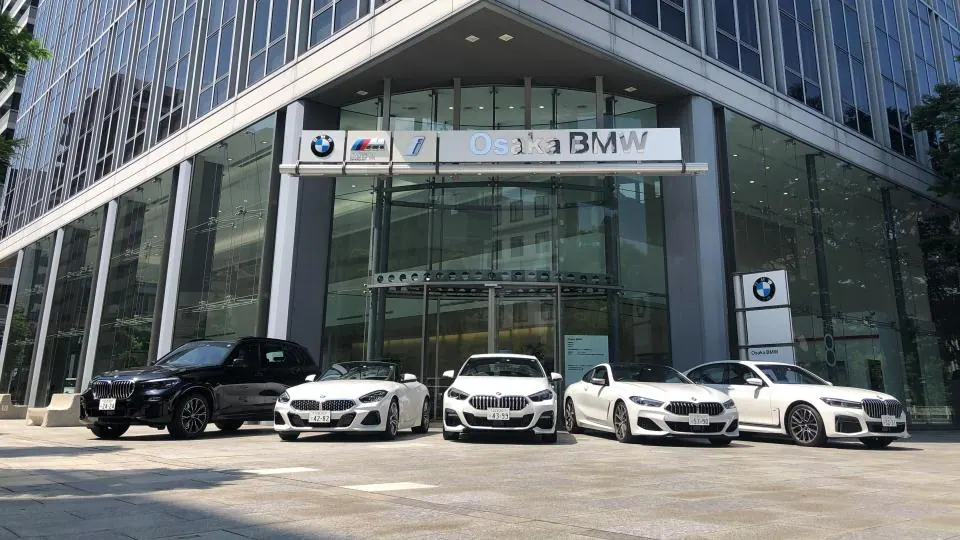 梅田 蔦屋書店世界に1台のBMWをバーチャルでコーディネート!の画像1