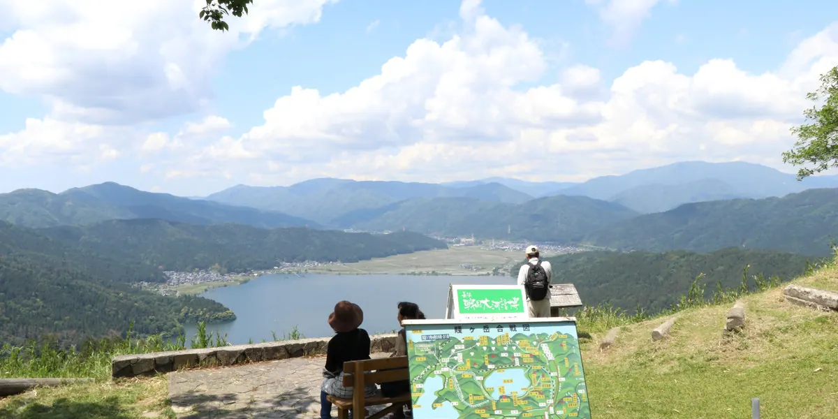 絶景槍ヶ岳で行う山頂ヨガや戦国武将の家紋クイズが人気なワケの画像2