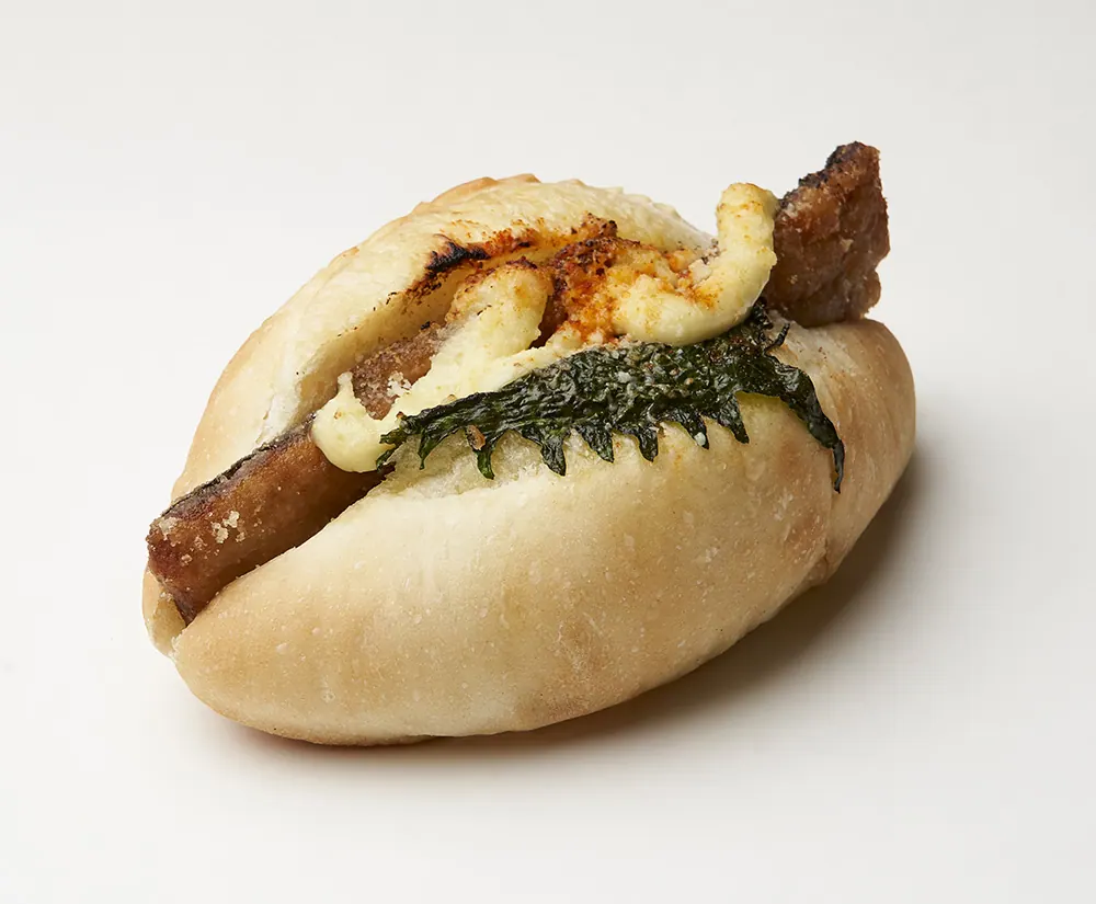 ベーカリーファクトリー｜秋に旬のサンマ、さつまいも、栗の焼きたてパンを新販売！の画像2