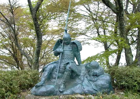絶景槍ヶ岳で行う山頂ヨガや戦国武将の家紋クイズが人気なワケの画像9