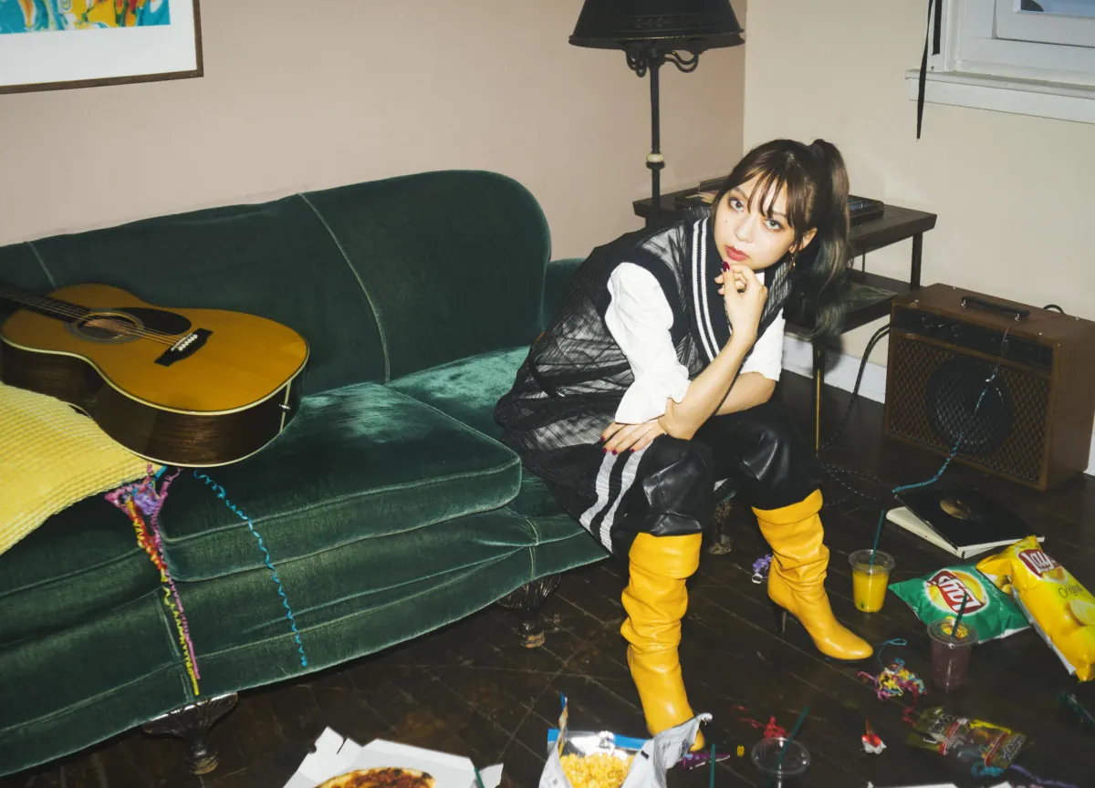 【 FM802 】10月のヘビロテ曲「+imagination」から感じる竹内アンナの魅力