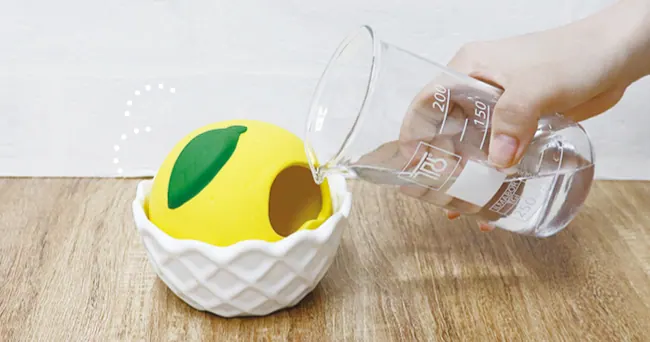 ユズ加湿器手のひらサイズで便利！電気不使用で水を注ぐだけ！の画像2