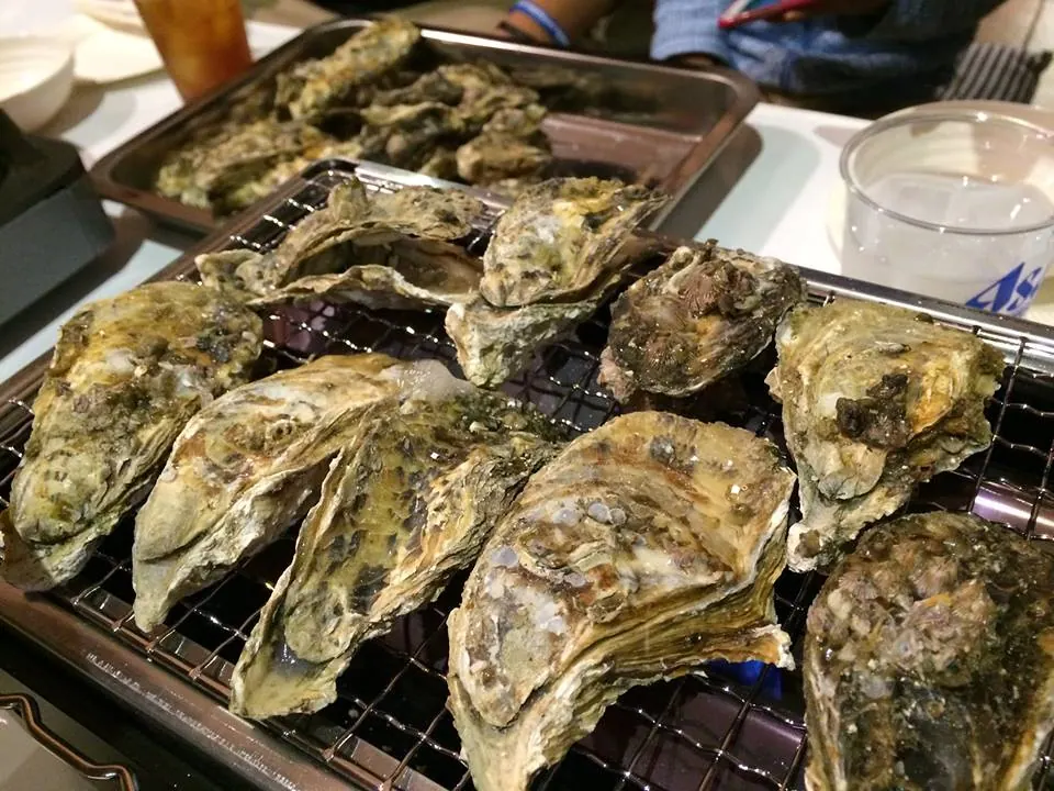 MARINE-Q｜広々ウッドデッキで「焼き&蒸し牡蠣」食べ放題をスタート！