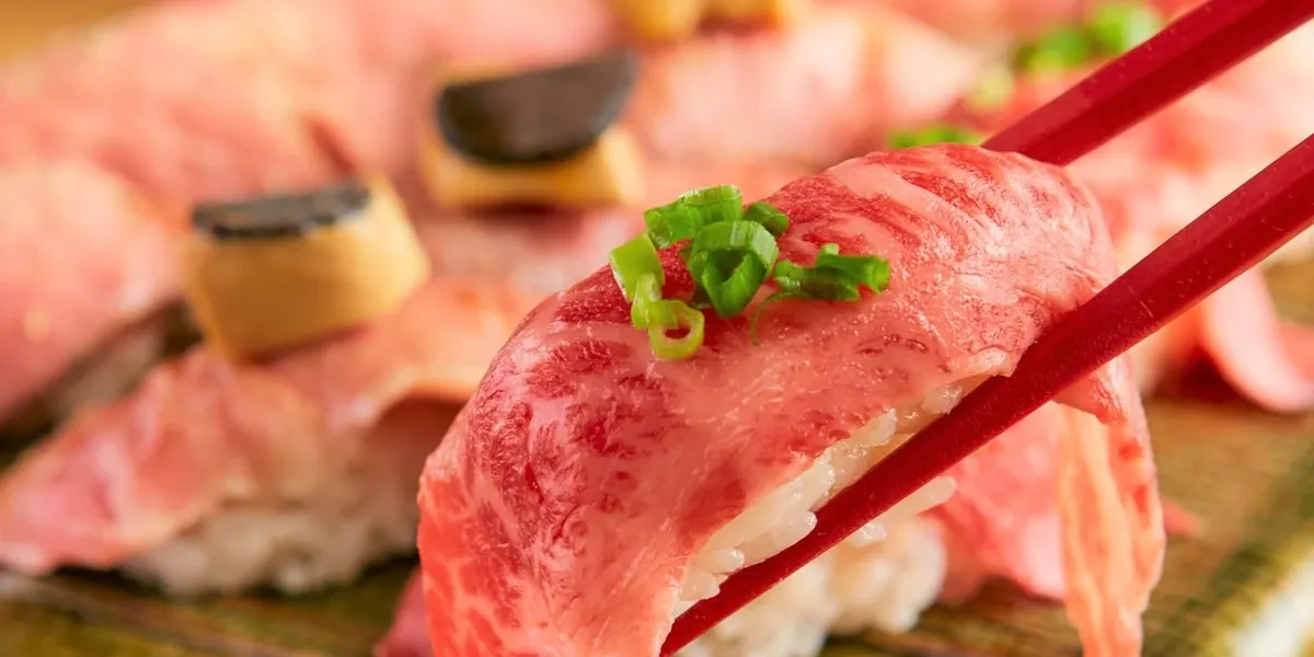 神戸三宮肉寿司100円キャンペーンを実施!オープン4周を記念して、11/24よりの画像3