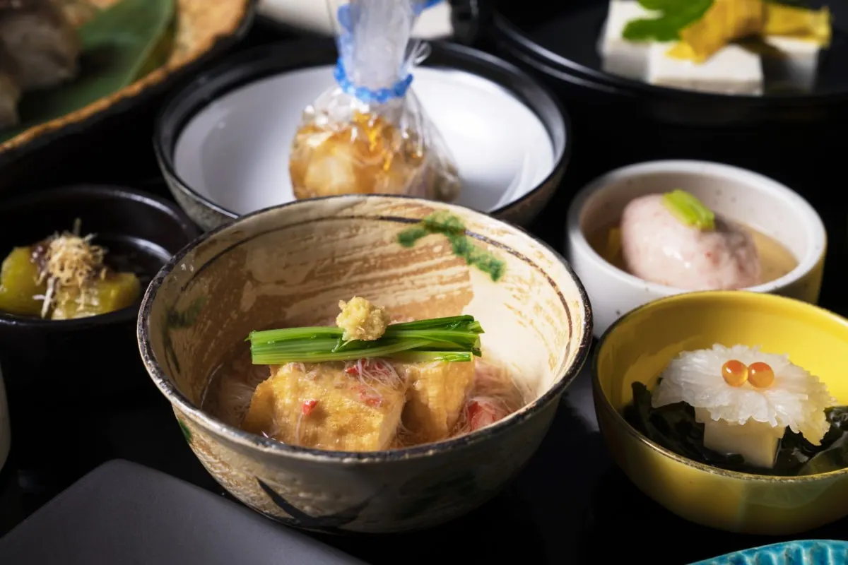 新ブッフェスタイルを提案!冬の京会席で朝食を〜京都山科ホテル山楽〜の画像1