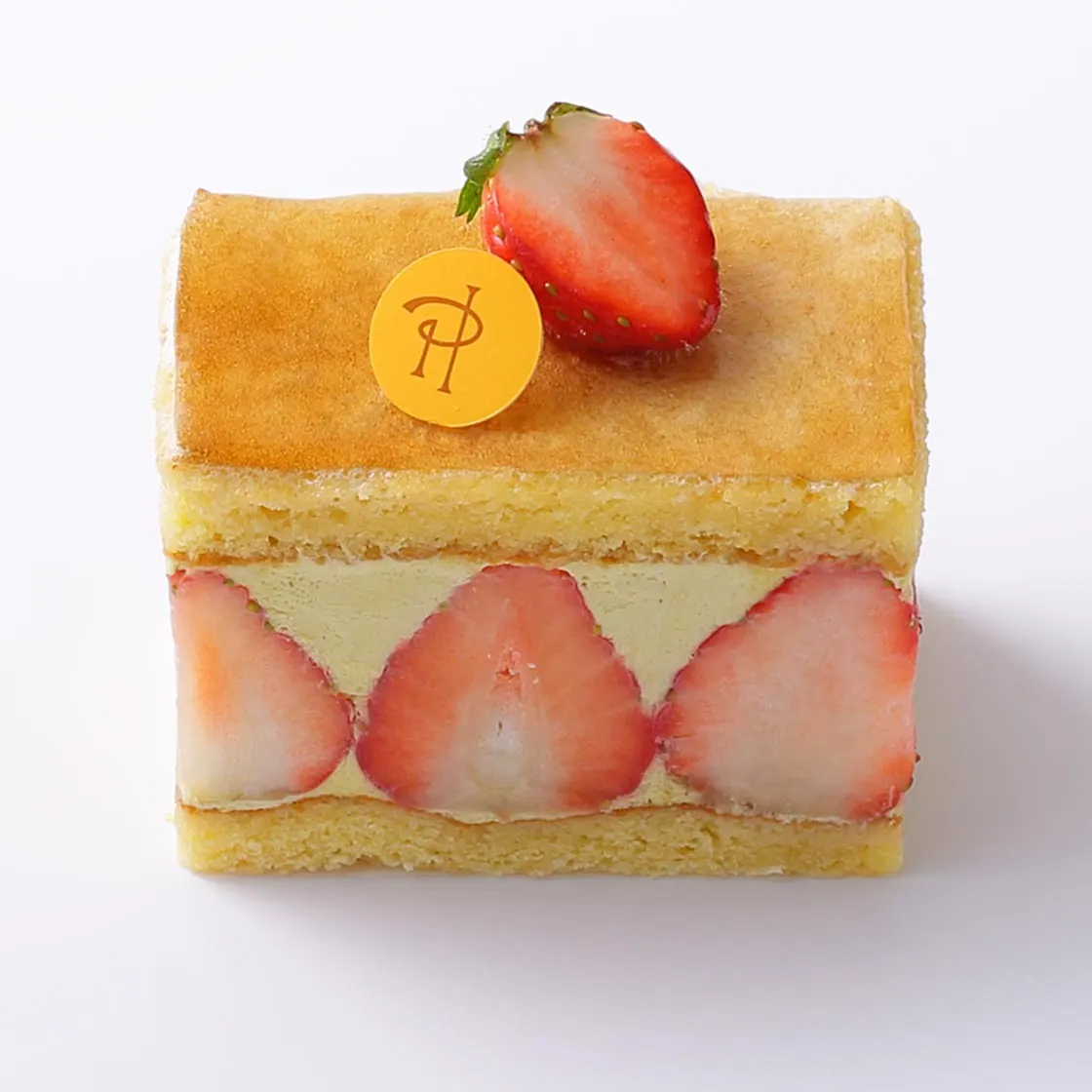 亀岡の上品で甘酸っぱい“いちご”を使用！「ザ・リッツ・カールトン京都」からケーキ「フレジエ」が登場