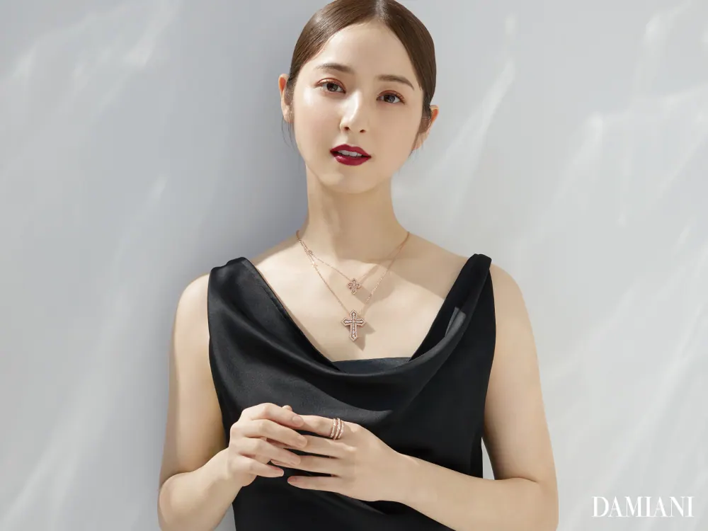 洗練された美しさ、そして一層の輝き　DAMIANI ×佐々木希