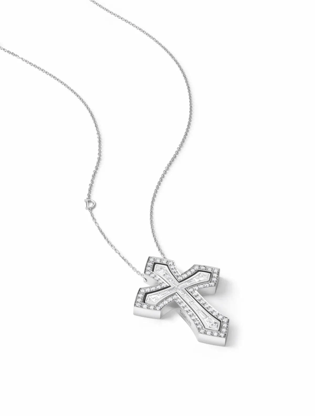 洗練された美しさ、そして一層の輝き DAMIANI ×佐々木希の画像4