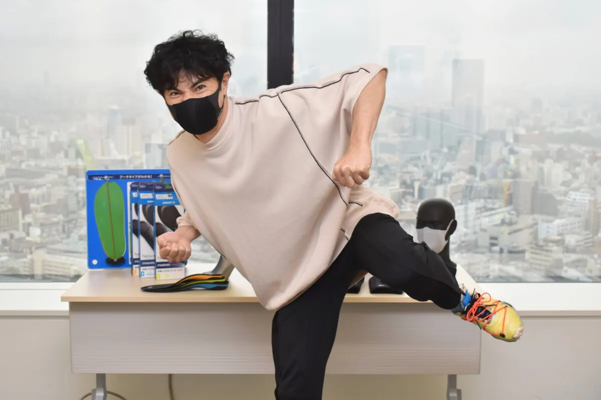 小島よしお、ランニングでZAMSTマウスカバーを着けるワケ呼吸をしやすくてカッコの画像4