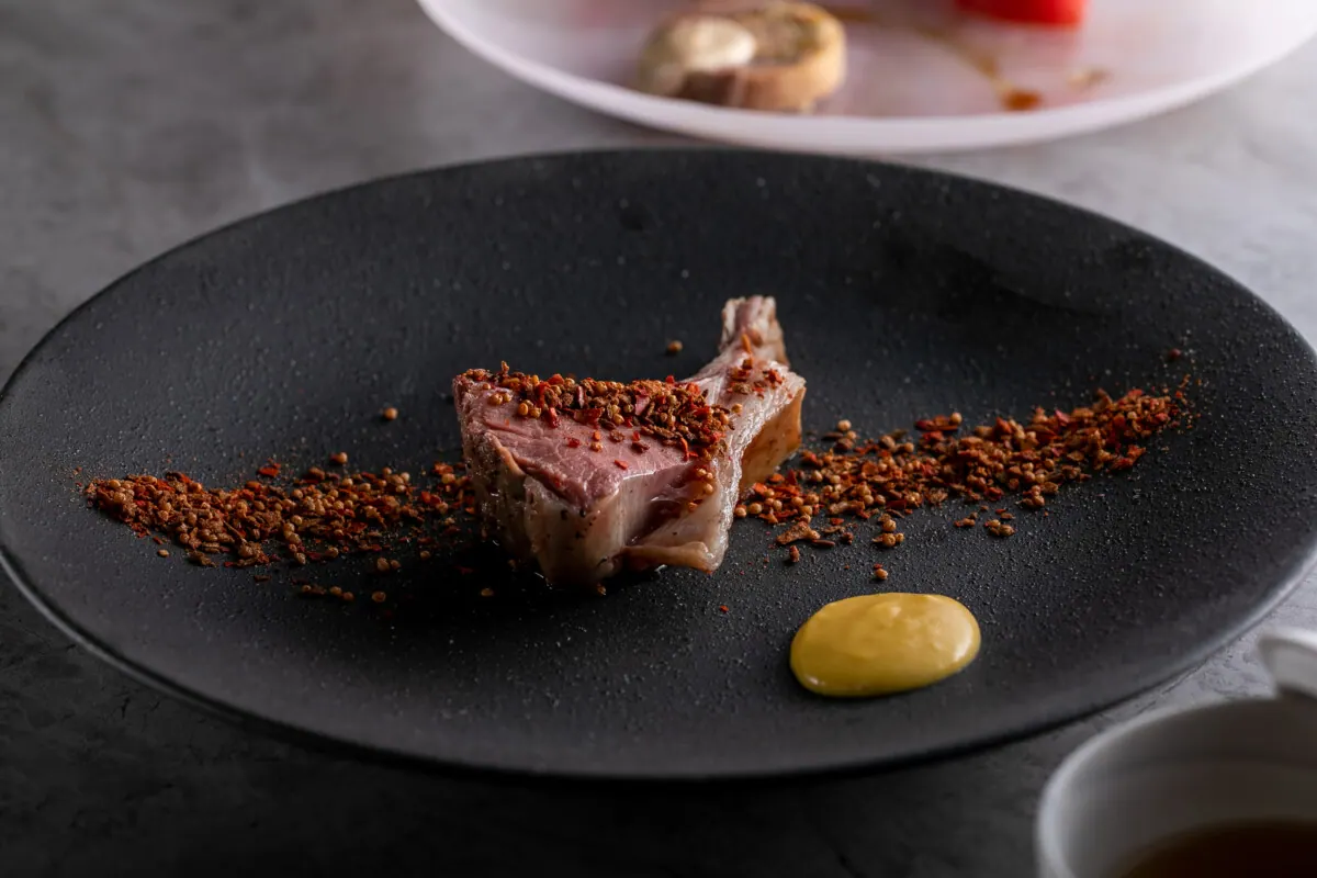 RESTAURANT「ロベリスク。」西麻布にオープン!山崎シェフがグルテンフリーにこだわるワケ