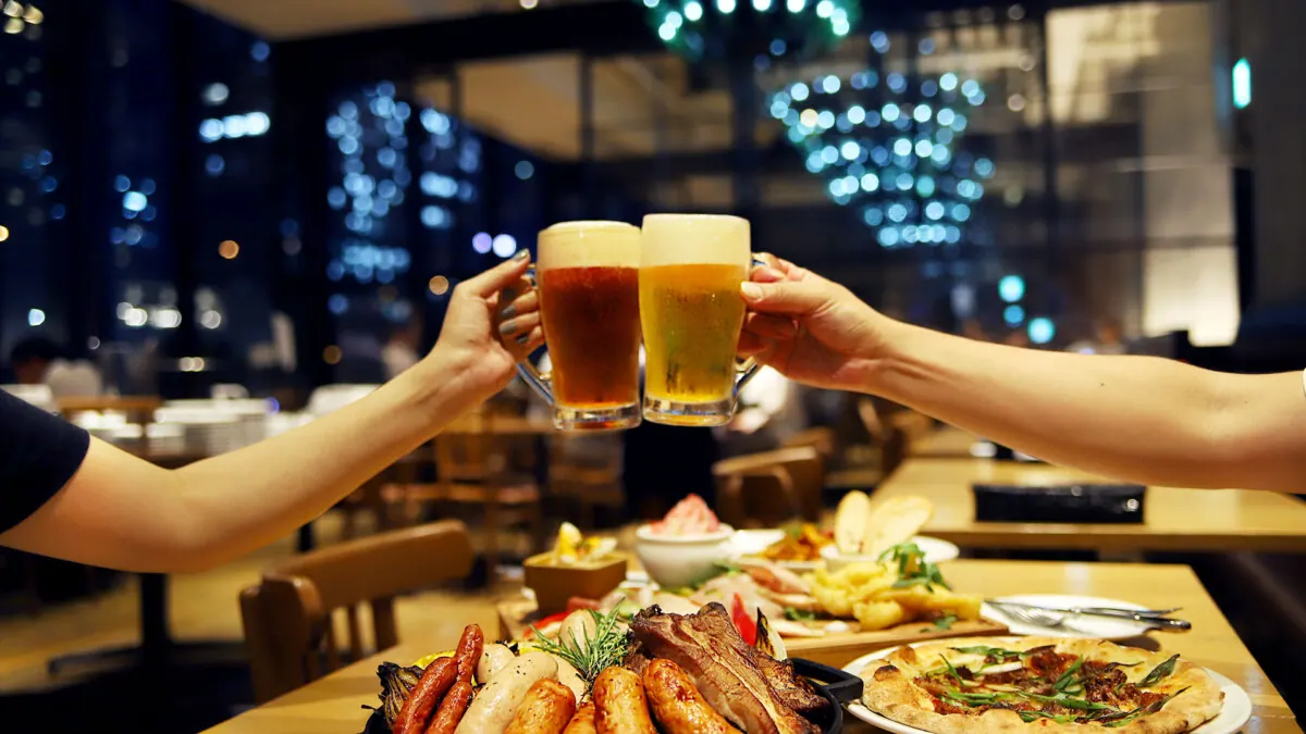 大阪・中之島リバーサイドで乾杯！テラスでも店内でもOKフェスティバール＆ビアホーの画像1