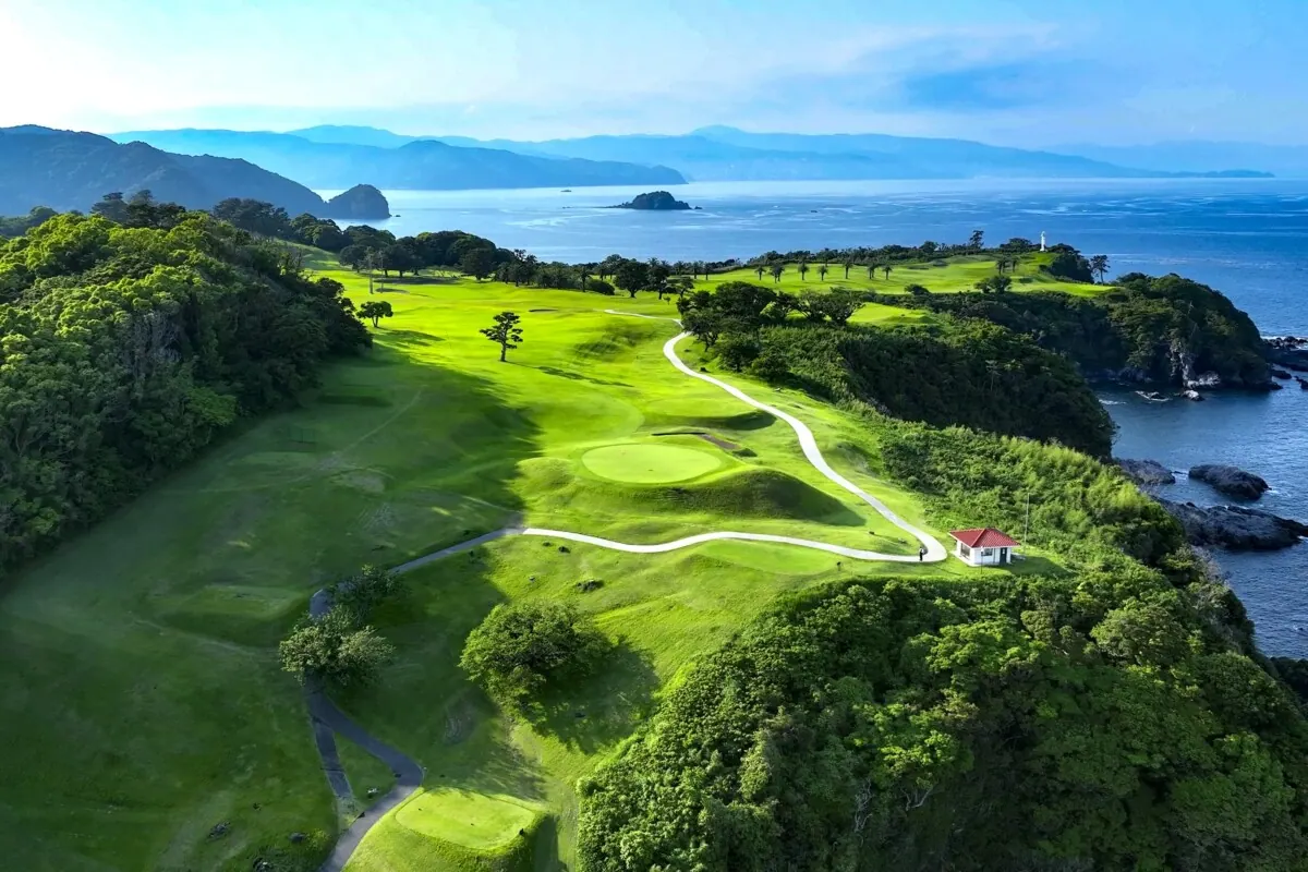 川奈ホテルゴルフ絶景の富士コースで電動マウンテンバイク♫の画像1
